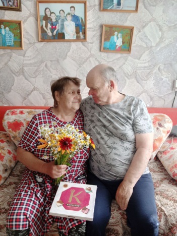 Акция – поздравление семейных пар «Наше счастье друг в друге!»