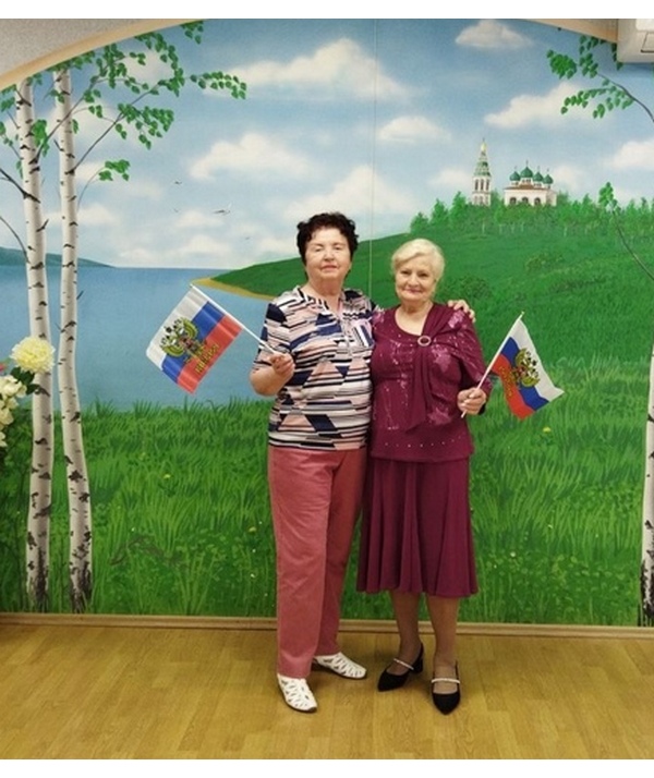 Цвети и пой, моя Россия