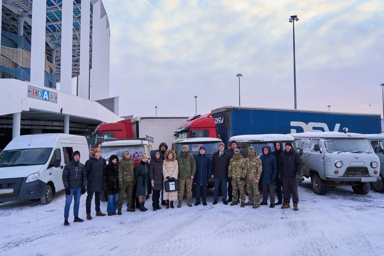 5 автомобилей от сотрудников министерства и социальных учреждений региона были переданы нижегородским бойцам в зону СВО