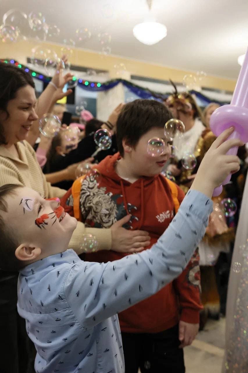 Большая Благотворительная Новогодняя Ёлка