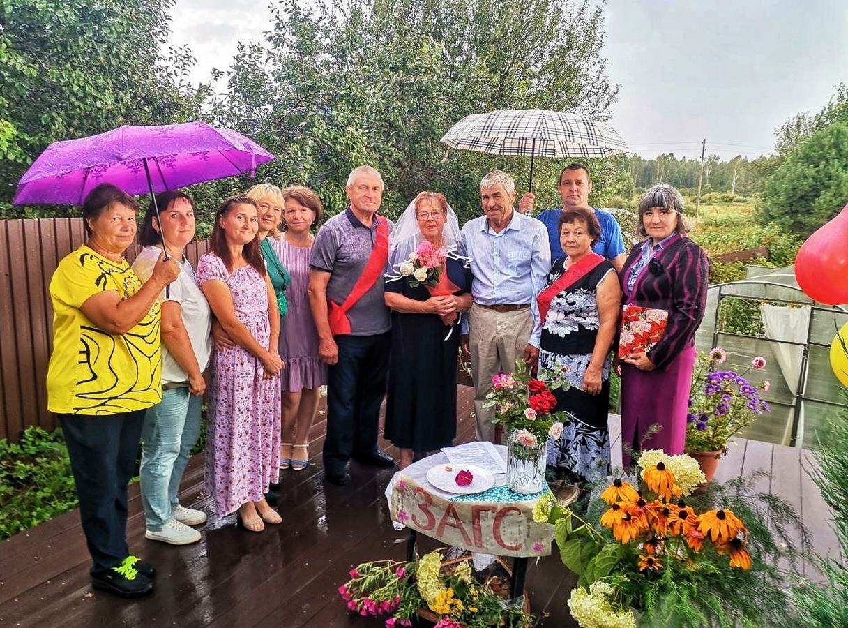 «О любви, что длиною в жизнь»: семья Горюновых!