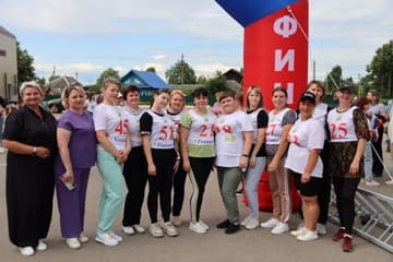 Сотрудники ГБУ «КЦСОН Тонкинского МО» приняли участие в легкоатлетическом забеге, посвященному году Защитника Отечества.