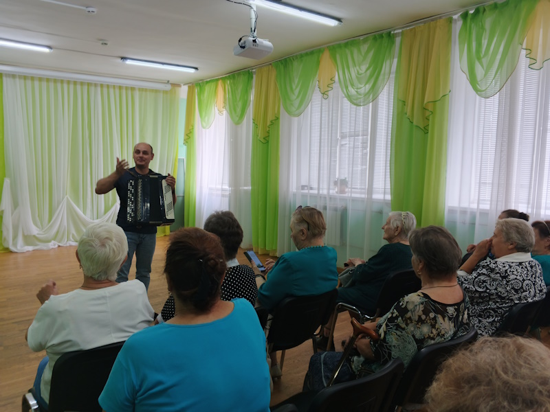 Концертная программа «Играй, баян!»